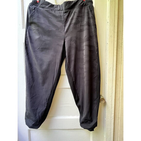 Athleta Brooklyn joggers Camouflage athletic workout pants size 16 black pink - Picture 2 of 16